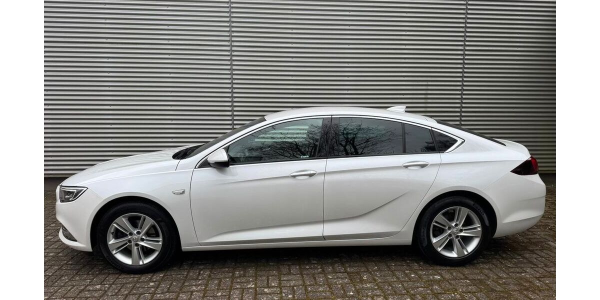 Opel Insignia 97.678 km 14.900 &euro; Dillingen 66763
