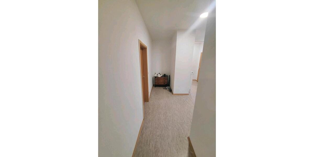 Dachgeschoßwohnung Zweibrücken - 4 Zimmer, 115 m&sup2;, 800&euro; | Angebot:25100954