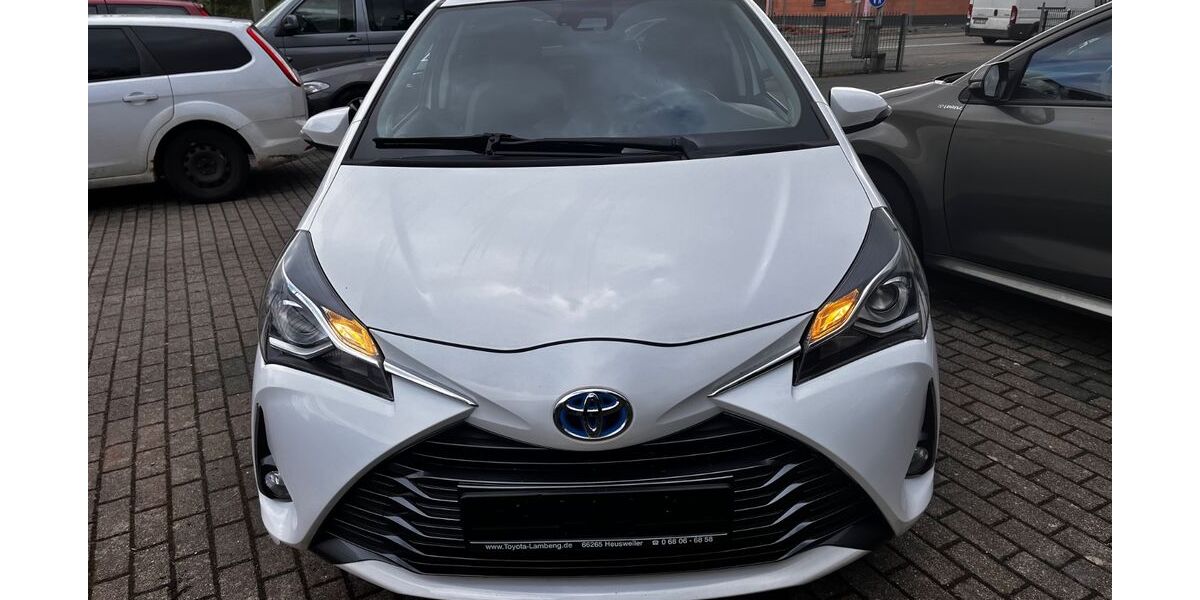 Toyota Yaris 88.000 km 10.900 &euro; Lebach 66822