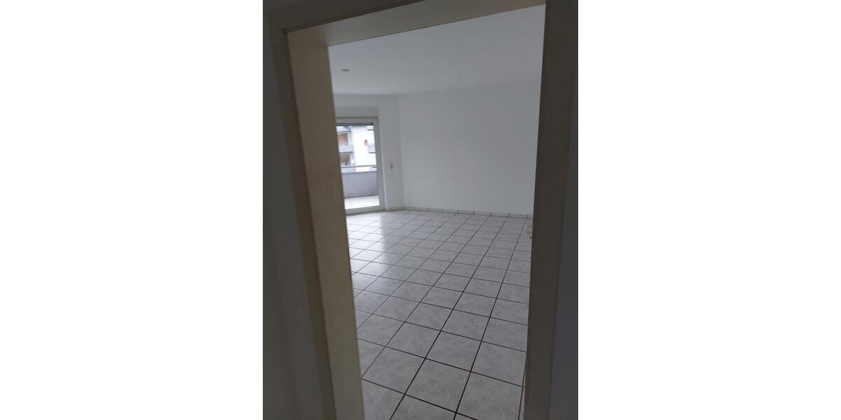 Etagenwohnung Kirkel - 3 Zimmer, 82 m&sup2;, 189.000&euro; | Angebot:26591648