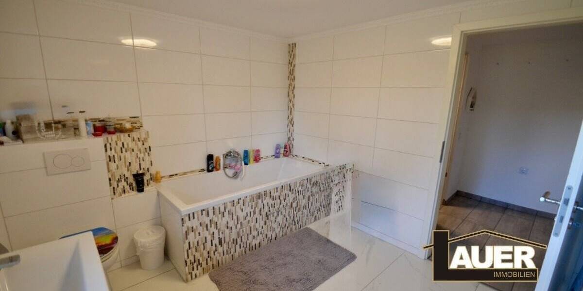 Einfamilienhaus Wadgassen Differten - 5 Zimmer, 137 m&sup2;, 200.000&euro; | Angebot:25666079