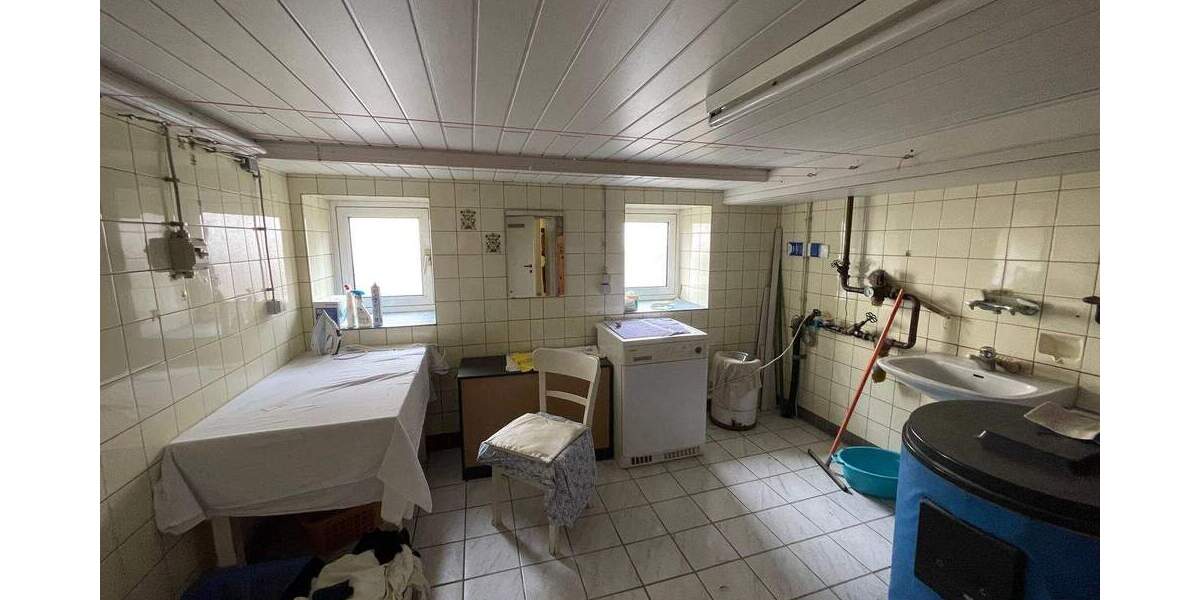 Einfamilienhaus Marpingen Urexweiler - 1 Zimmer, 240 m&sup2;, 250.000&euro; | Angebot:25667756