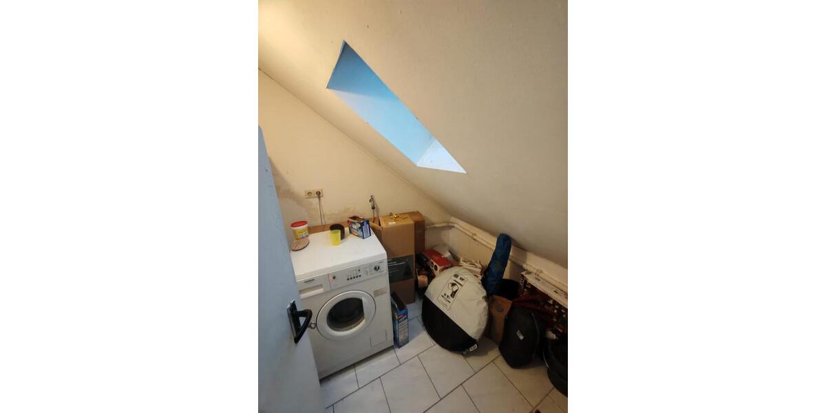 Dachgeschoßwohnung Zweibrücken - 2 Zimmer, 65 m&sup2;, 520&euro; | Angebot:25219903