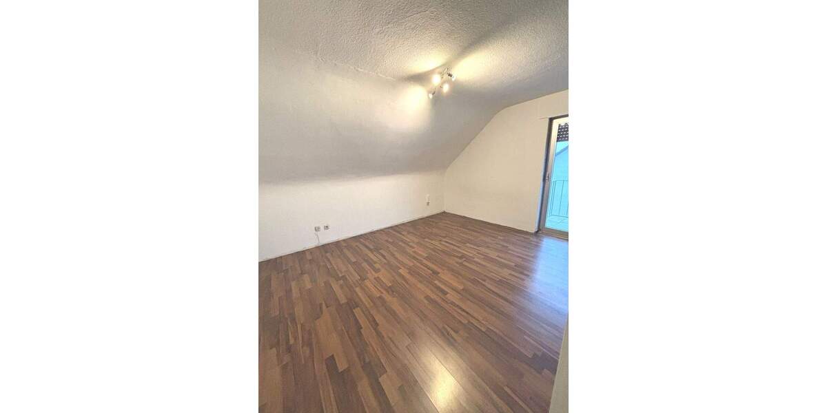 Doppelhaushälfte Schwalbach Sprengen - 6 Zimmer, 136 m&sup2;, 279.000&euro; | Angebot:25667215