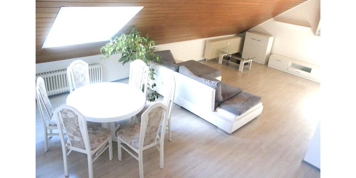Dachgeschoßwohnung Riegelsberg - 3 Zimmer, 100 m&sup2;, 650&euro; | Angebot:26688709