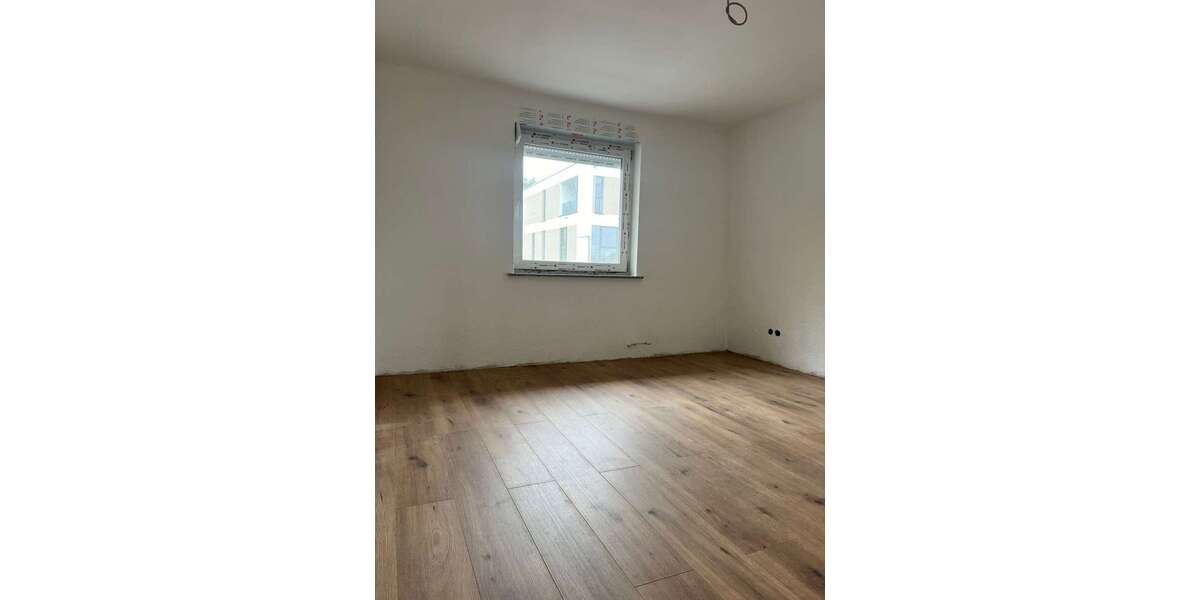 Moderne 4-Zimmer-Wohnung in Ensheim – saniert, hell und ab 01.08. verfügbar - Etagenwohnung Saarbrücken-Halberg Ensheim | Angebot:26986113