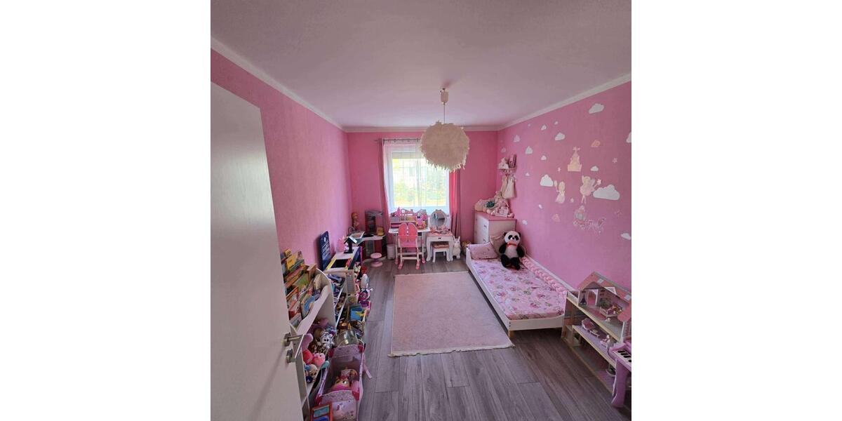 Mehrfamilienhaus, Wohnhaus Homburg - 9 Zimmer, 215 m&sup2;, 450.000&euro; | Angebot:25332382