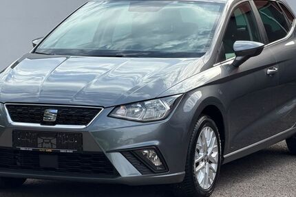 Seat Ibiza 97.000 km 8.999 &euro; Völklingen 66333
