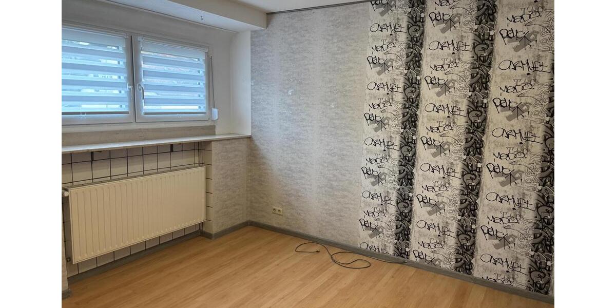 Etagenwohnung Schiffweiler - 3 Zimmer, 86 m&sup2;, 602&euro; | Angebot:25710579