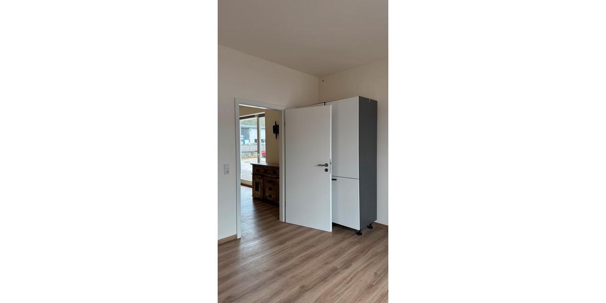 Erdgeschoßwohnung Eppelborn - 2 Zimmer, 65 m&sup2;, 760&euro; | Angebot:25098157