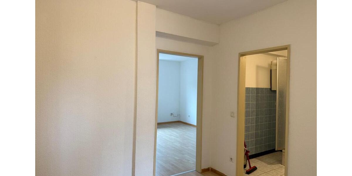 Etagenwohnung Saarbrücken Kieselhumes - 1.5 Zimmer, 45 m&sup2;, 390&euro; | Angebot:25099919