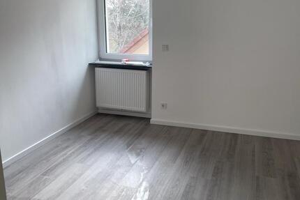 Wohnung Illingen - 3 Zimmer, 65 m&sup2;, 650&euro; | Angebot:25874200