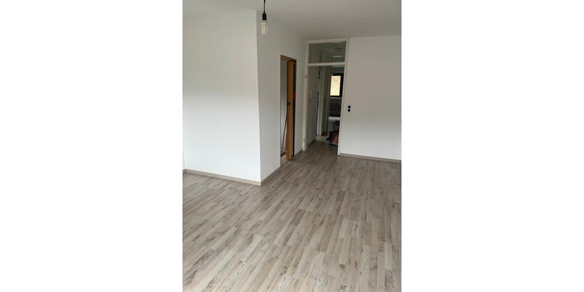 Etagenwohnung Saarbrücken Scheidt - 2 Zimmer, 33 m&sup2;, 78.000&euro; | Angebot:25976814