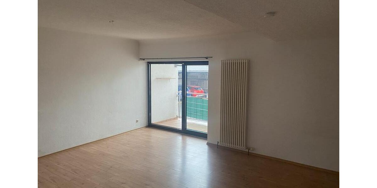 Etagenwohnung Saarwellingen - 3 Zimmer, 85 m&sup2;, 590&euro; | Angebot:26653364