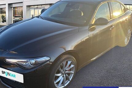 Alfa Romeo Giulia 64.740 km 27.490 &euro; Saarbrücken 66119