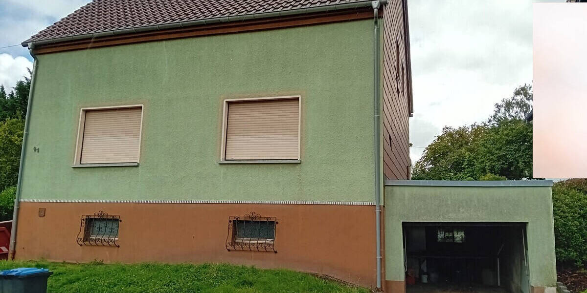 Einfamilienhaus Quierschied / Göttelborn Göttelborn - 5 Zimmer, 144 m&sup2;, 95.000&euro; | Angebot:25940452