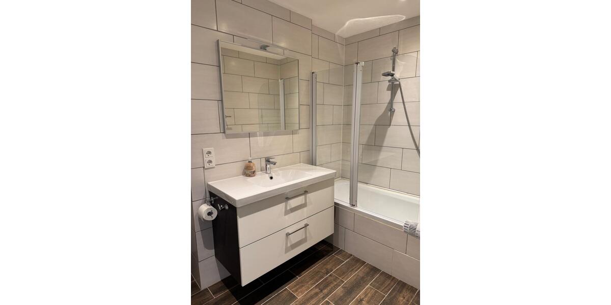 Etagenwohnung Saarlouis - 2 Zimmer, 60 m&sup2;, 670&euro; | Angebot:25636591