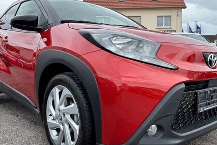 Toyota Aygo (X) 2.731 km 16.990 &euro; Saarbrücken 66117