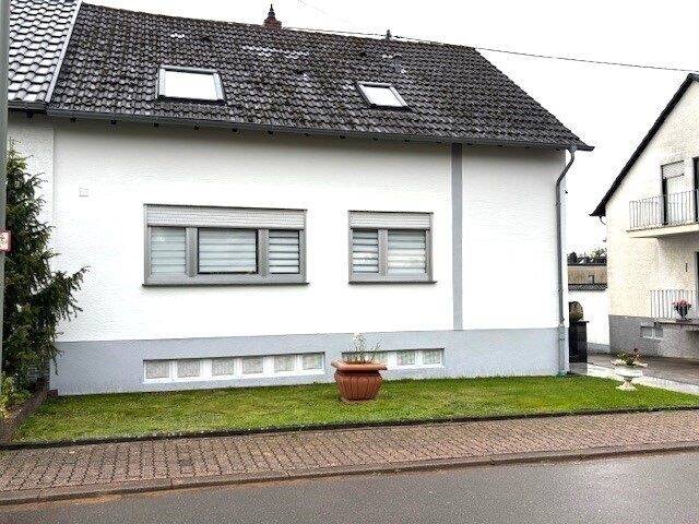 Doppelhaushälfte Schwalbach Sprengen - 6 Zimmer, 136 m&sup2;, 279.000&euro; | Angebot:25667215