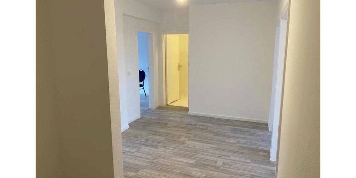 Etagenwohnung Saarbrücken - 3 Zimmer, 84 m&sup2;, 860&euro; | Angebot:25539814