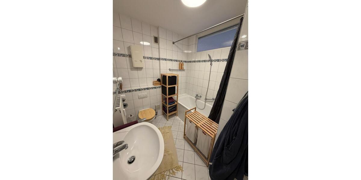 Etagenwohnung Saarbrücken St. Arnual - 2 Zimmer, 65 m&sup2;, 860&euro; | Angebot:24641317