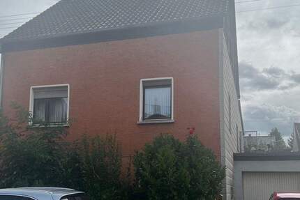 Haus Lebach - 6 Zimmer, 148 m&sup2;, 159.000&euro; | Angebot:25663147