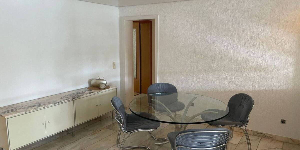 Etagenwohnung Saarbrücken St Johann - 4 Zimmer, 141 m&sup2;, 1.765&euro; | Angebot:25701499