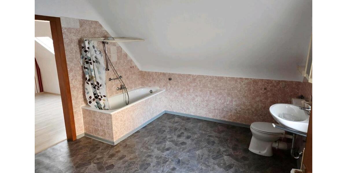 Einfamilienhaus Eppelborn - 4 Zimmer, 115 m&sup2;, 110.000&euro; | Angebot:25559744