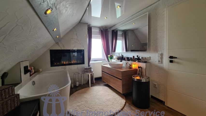 Idyllisch gelegenes topsaniertes Einfamilienhaus in Blieskastel - Einfamilienhaus Blieskastel | Angebot:21092616