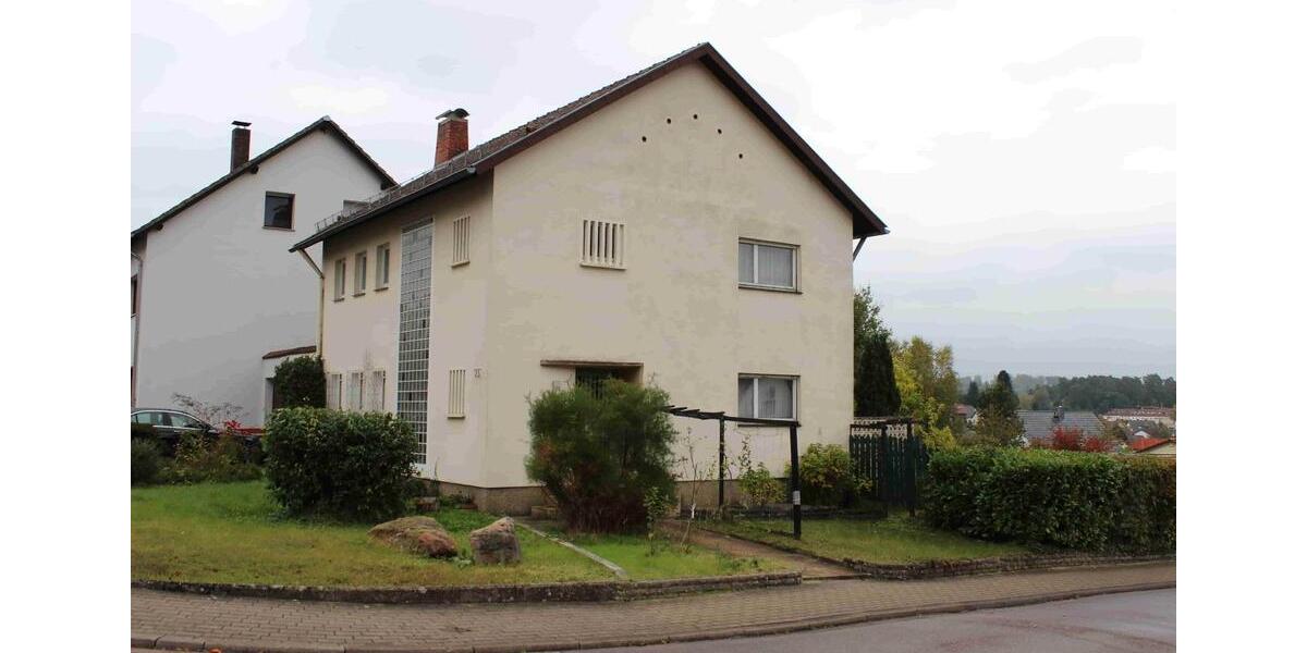 Einfamilienhaus Sankt Ingbert - 6 Zimmer, 148 m&sup2;, 350.000&euro; | Angebot:24953378