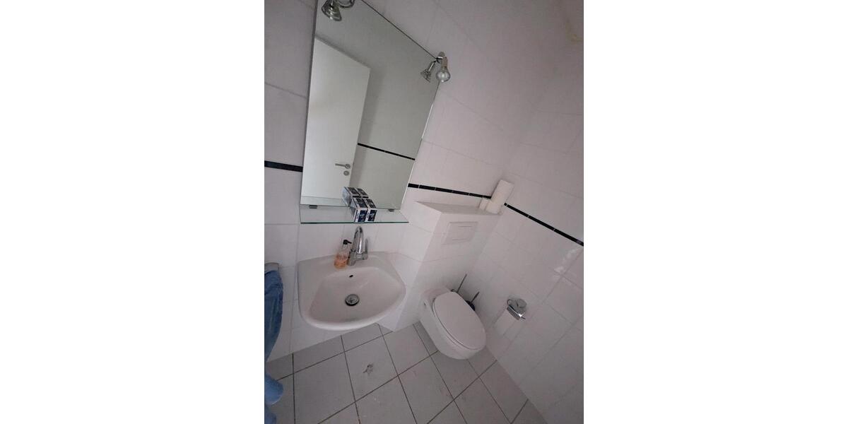 Etagenwohnung Saarbrücken Eschberg - 5 Zimmer, 132 m&sup2;, 1.185&euro; | Angebot:26398758