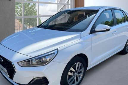 Hyundai i30 80.781 km 10.990 &euro; Schiffweiler 66578