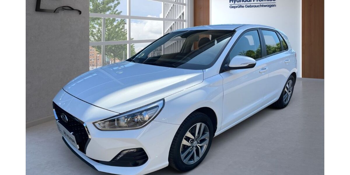 Hyundai i30 80.781 km 10.990 &euro; Schiffweiler 66578