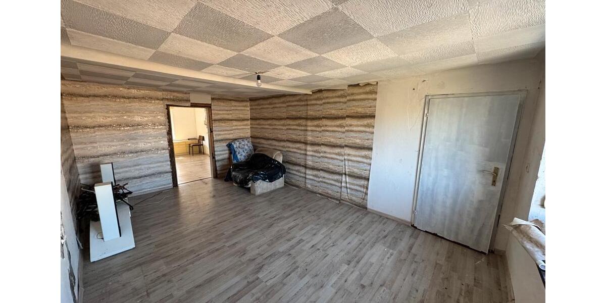 Einfamilienhaus Völklingen - 129.000&euro; | Angebot:25510004