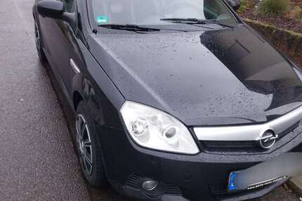 Opel Tigra 141.000 km 2.800 &euro; Köllerbach 66346
