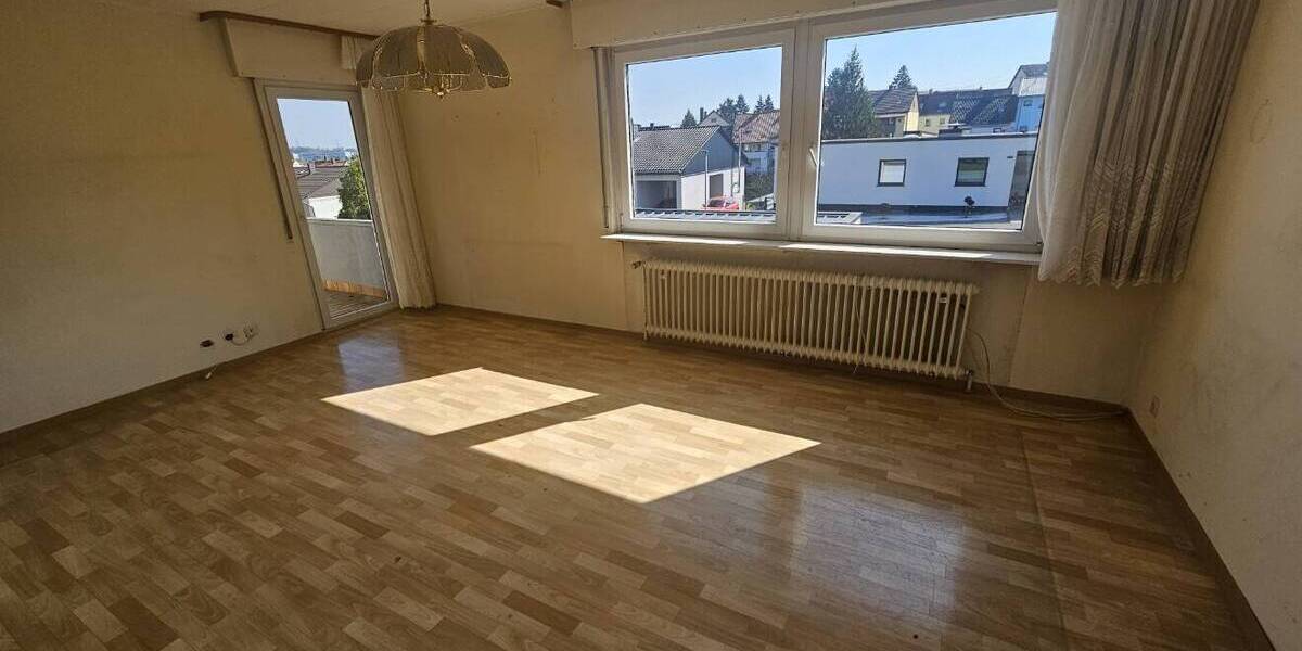Mehrfamilienhaus, Wohnhaus Neunkirchen-Wellesweiler Wellesweiler - 8 Zimmer, 164 m&sup2;, 199.000&euro; | Angebot:26029540