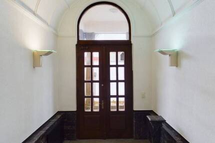 Gewerbeobjekt Saarbrücken St Johann - 6 Zimmer, 263 m&sup2;, 3.000&euro; | Angebot:25796720