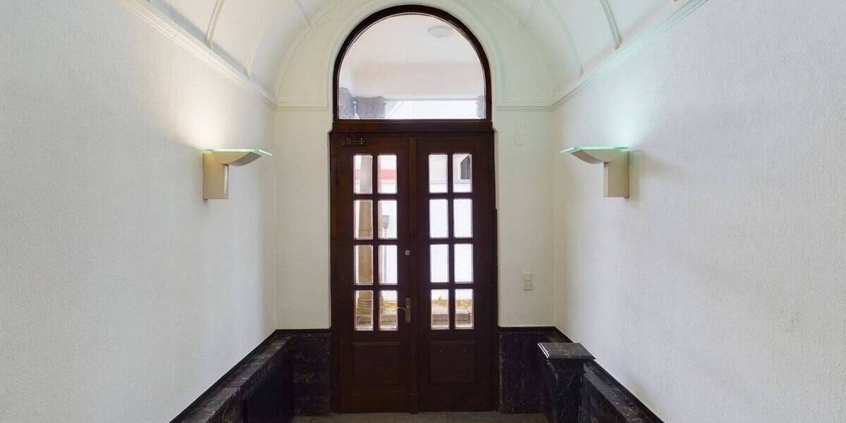 Gewerbeobjekt Saarbrücken St Johann - 6 Zimmer, 263 m&sup2;, 3.000&euro; | Angebot:25796720