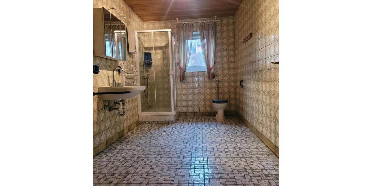 Mehrfamilienhaus, Wohnhaus Wadgassen - 7 Zimmer, 270 m&sup2;, 429.000&euro; | Angebot:25381848