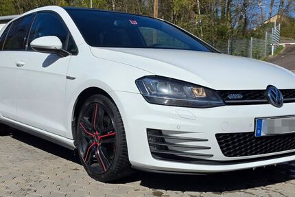 VW Golf 136.060 km 13.700 &euro; Friedrichsthal 66299