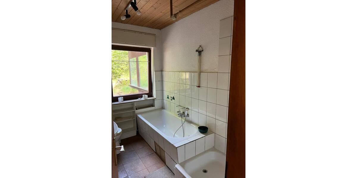 Einfamilienhaus Homburg - 6 Zimmer, 239 m&sup2;, 275.000&euro; | Angebot:25539359