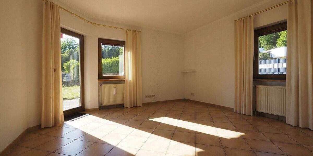 Einfamilienhaus St. Ingbert Oberwürzbach - 7 Zimmer, 200 m&sup2;, 695.000&euro; | Angebot:25675562