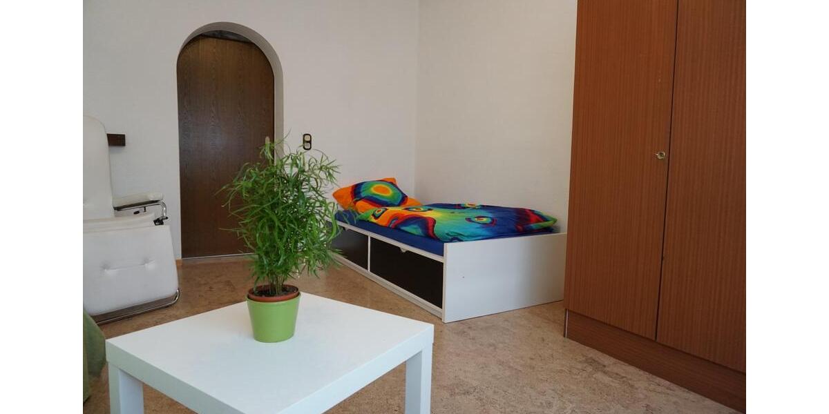 Reihenhaus Schwalbach - 7 Zimmer, 140 m&sup2;, 290.000&euro; | Angebot:25791067