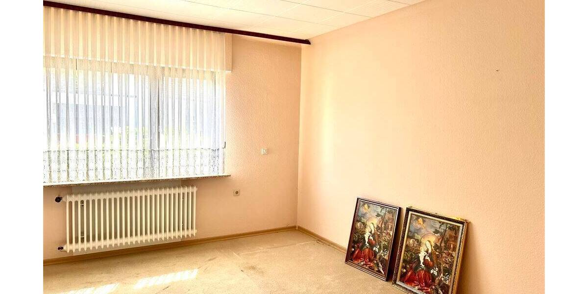 Mehrfamilienhaus, Wohnhaus Quierschied - 8 Zimmer, 198 m&sup2;, 287.000&euro; | Angebot:25745731