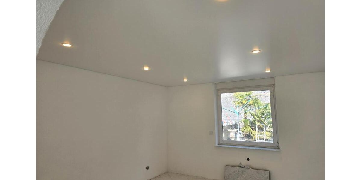 Etagenwohnung Saarbrücken Brebach-Fechingen - 5 Zimmer, 155 m&sup2;, 210.000&euro; | Angebot:26111977