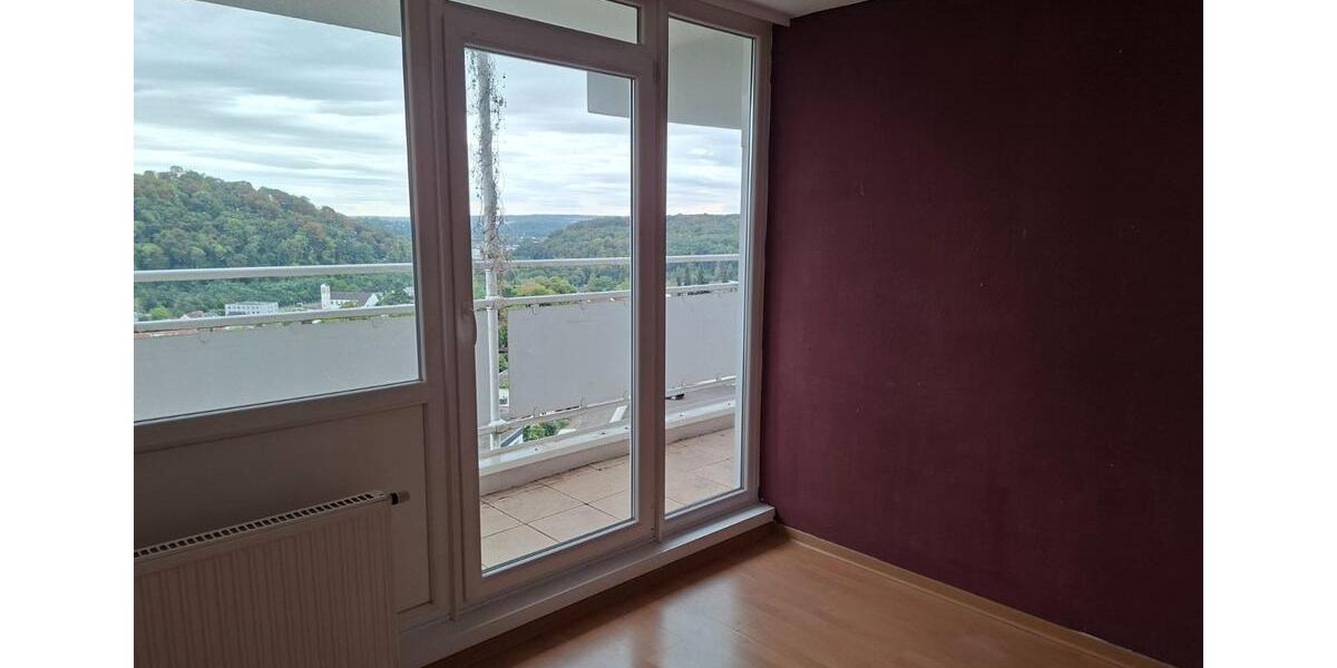 Etagenwohnung Saarbrücken Eschberg - 3.5 Zimmer, 86 m&sup2;, 180.000&euro; | Angebot:27299023