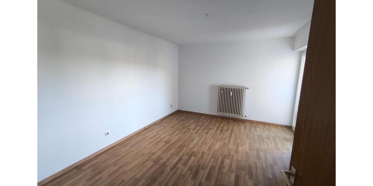 Etagenwohnung Saarbrücken Dudweiler - 2 Zimmer, 58 m&sup2;, 495&euro; | Angebot:25755077