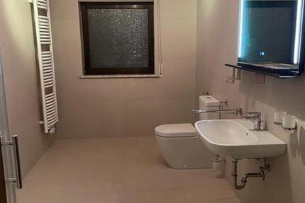 Wohnung Heusweiler - 4 Zimmer, 111 m&sup2;, 900&euro; | Angebot:25403466