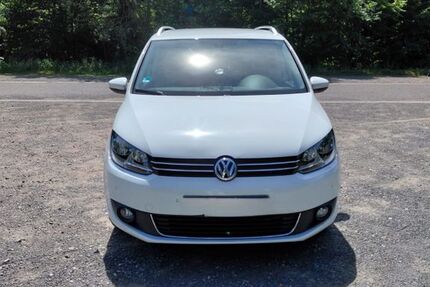 VW Touran 140.312 km 11.999 &euro; Sulzbach 66280
