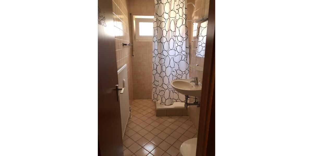 Etagenwohnung Saarbrücken Dudweiler - 1.5 Zimmer, 30 m&sup2;, 345&euro; | Angebot:25395687